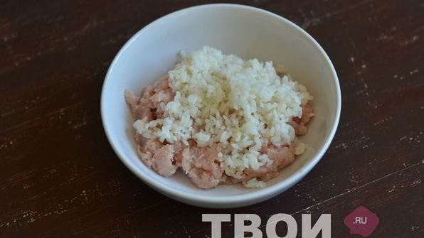 куриные голубцы в листьях савойской капусты