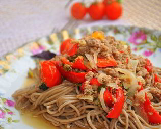 Гречневая лапша с овощами