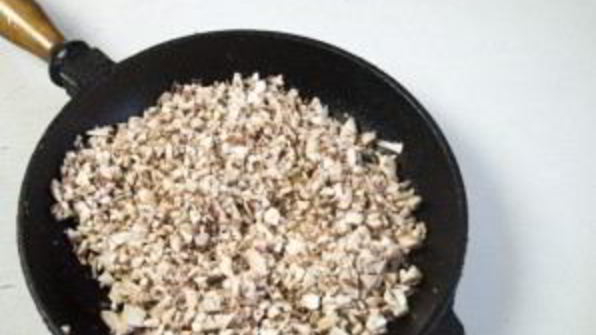 фаршированные шампиньоны с сыром и зеленью