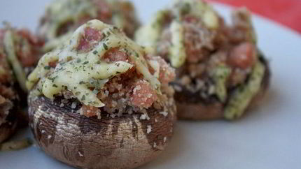 Фаршированные шампиньоны