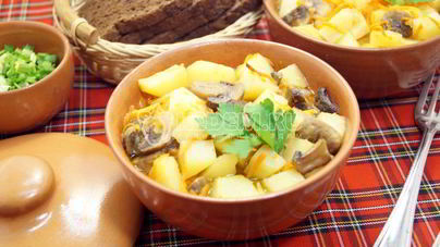 Горшочки с грибами в духовке