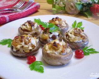 Грибы фаршированные в духовке