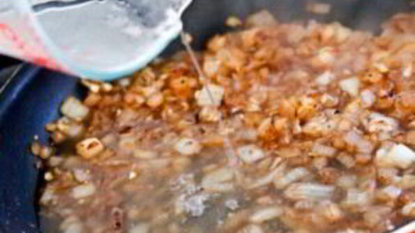 грибы под сливочным соусом