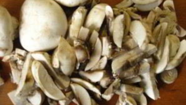 грибы в мультиварке в сметане