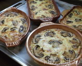 Грибы в сливках