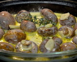 Грибы в сливочном соусе