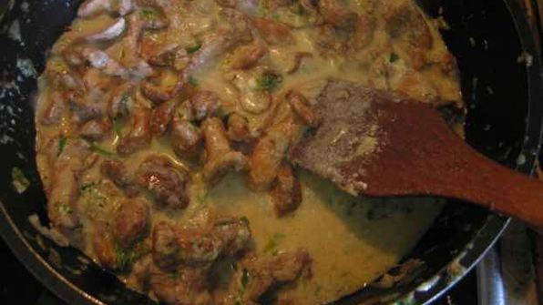 лисички жареные с картофелем