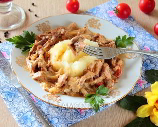 Лисички жареные в сметане