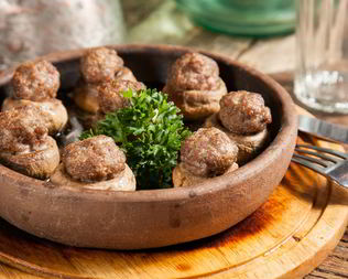 Шампиньоны, фаршированные мясом