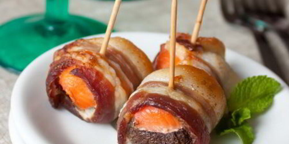 Рецепт шампиньоны с лососем в беконе