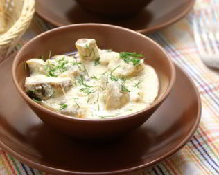 Шампиньоны со сметаной