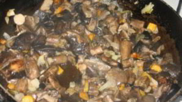 тушеные подберезовики