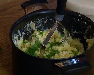 Картофельное пюре с йогуртом и специями