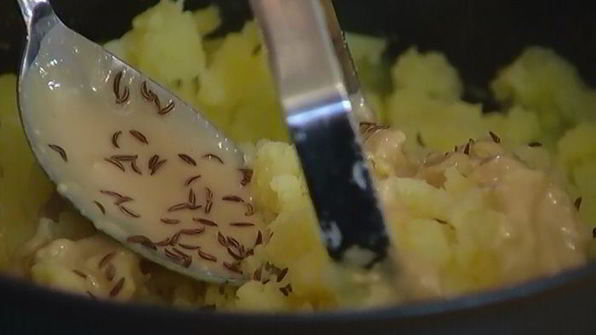 картофельное пюре с йогуртом и специями