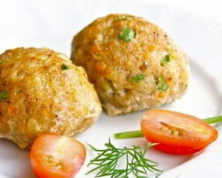 Диетические рыбные котлеты в духовке