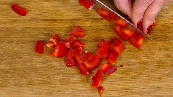 котлетки из фасоли со сладким перцем и чили