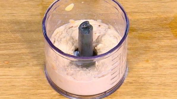 котлетки из фасоли со сладким перцем и чили