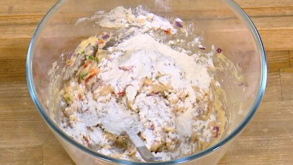 котлетки из фасоли со сладким перцем и чили