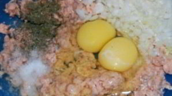 котлеты из консервированной горбуши