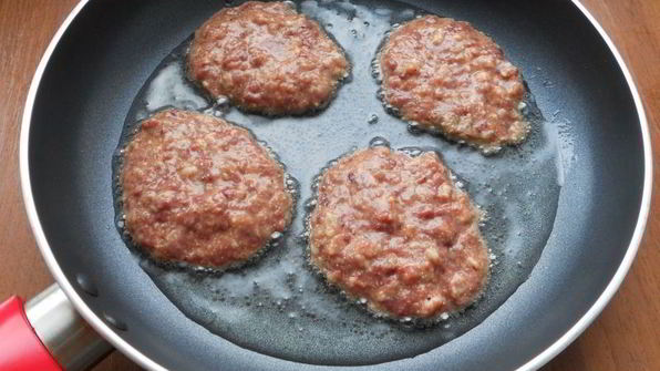 котлеты из куриной печени и свинины