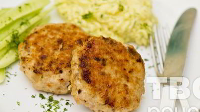Котлеты из птицы с белыми грибами и тимьяном