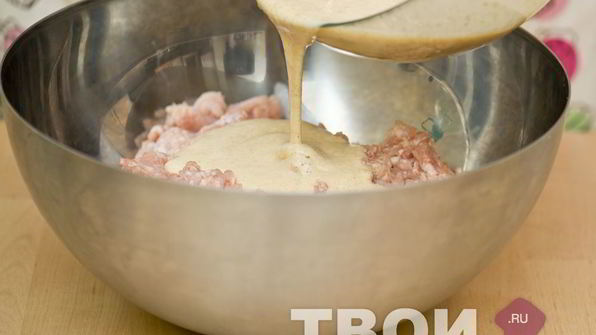 котлеты из птицы с белыми грибами и тимьяном