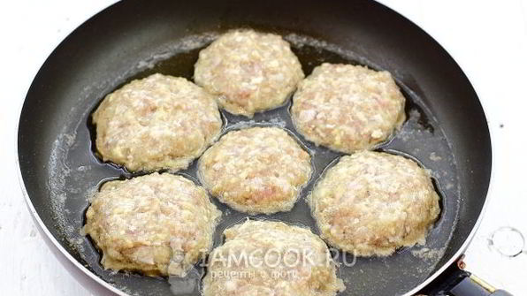 котлеты из свиного фарша