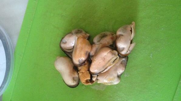 котлеты из цуккини с копченными мидиями