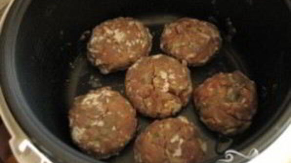 котлеты с рисом в мультиварке