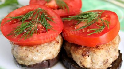 Свиные котлеты с баклажанами