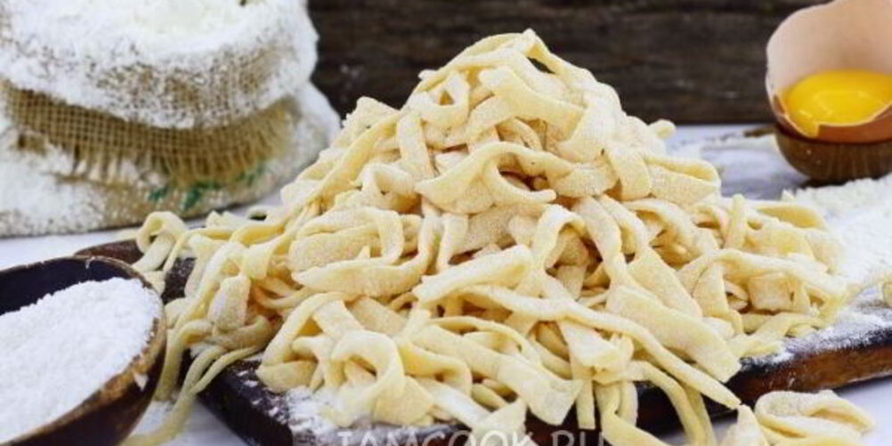 Рецепт лапша домашняя на яйцах