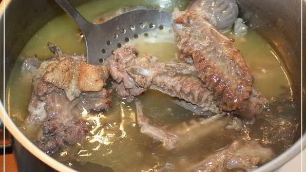 лапша домашняя с домашней уткой и белыми грибами