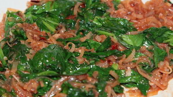 лапша ширатаки со шпинатом