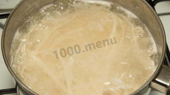 лапша вок с курицей и кабачками