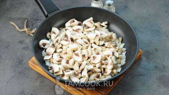 лазанья с грибами и сыром