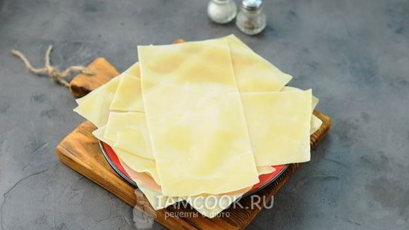 лазанья с грибами и сыром