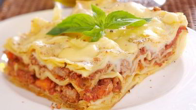 Лазанья с грибами и ветчиной