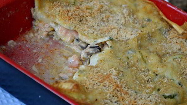лазанья с морепродуктами