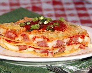Лазанья с сосиской