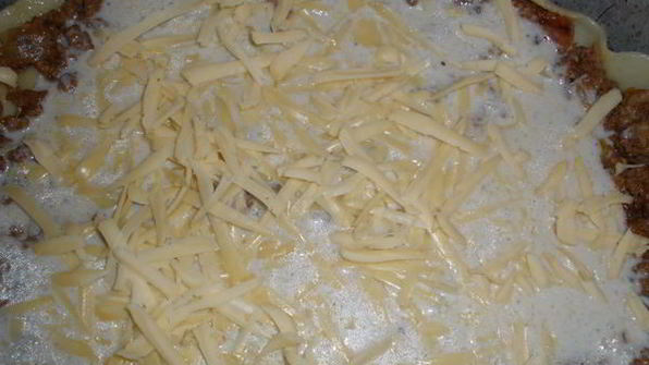 лазанья с соусом бешамель