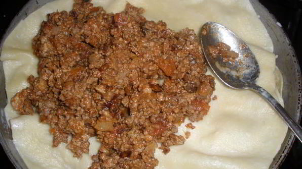 лазанья с соусом бешамель