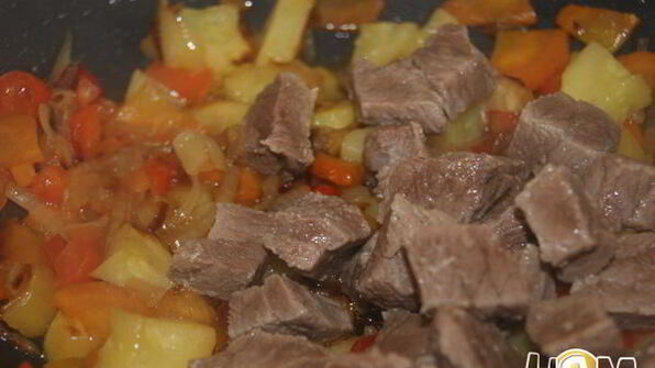 лазанья-суп с говядиной и овощами