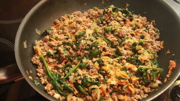 мясная лазанья со шпинатом