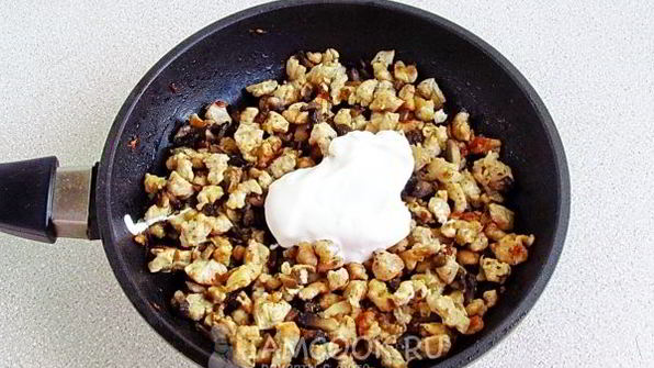 фаршированные ракушки , запеченные с сыром