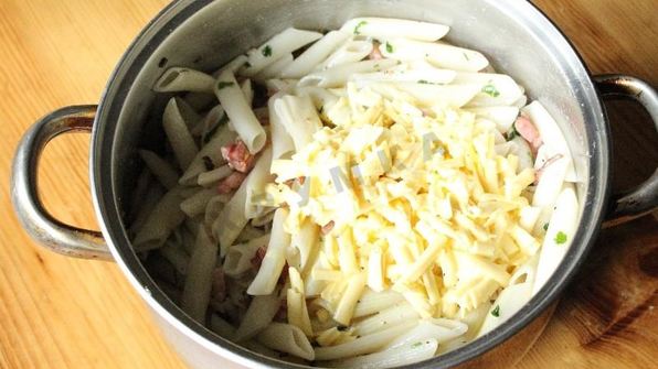 макароны карбонара с беконом