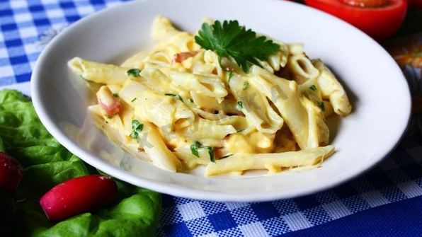 макароны карбонара с беконом