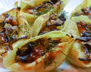 Макароны ракушки фаршированные грибами