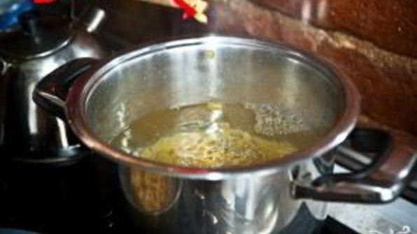 макароны с котлетами