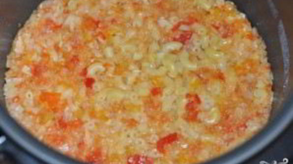 макароны с котлетами