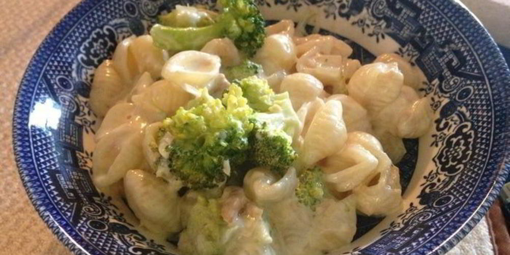 Рецепт макароны с лососем и брокколи